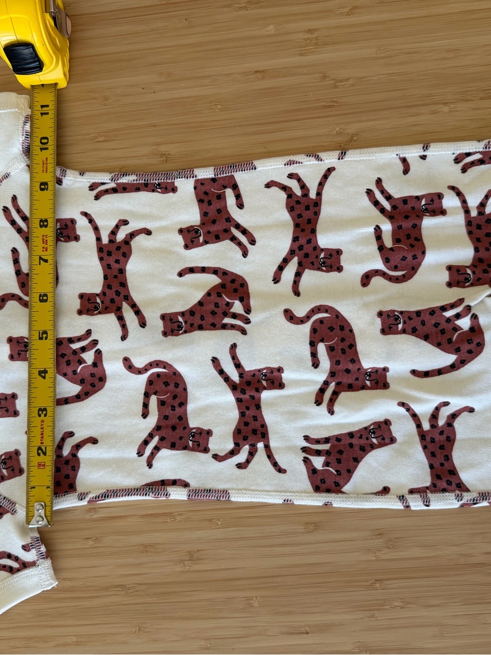 Hanna Andersson Shortie Sleeper Size 6-12M PJ Organic Baby Boy Girl Cheetah Jams - Picture 5 of 6
